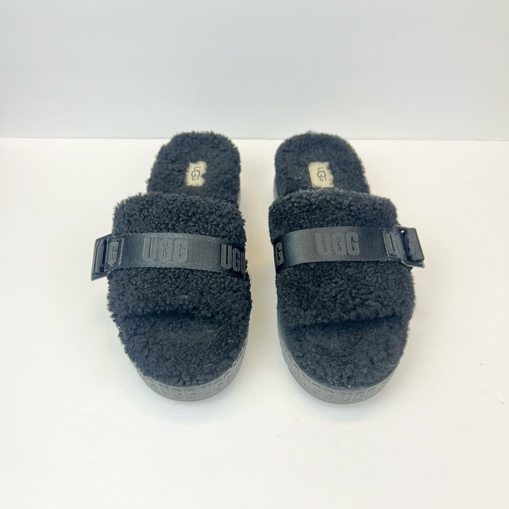 UGG Fluffita Platform Sandal Slides Size 8 Adjustable Strap Lamb